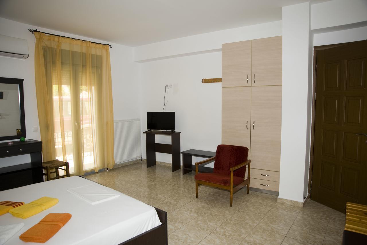 Hotel Pyrgos Sofokleous Mytilíni Esterno foto